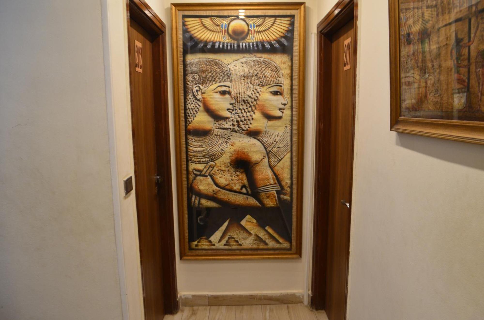 Queen Cleopatra Pyramids View Kafret el-Gabal Exterior foto